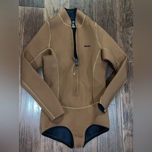 New Abysse Lotte Long Sleeve Spring Suit Wetsuit Size XS Reef Brown see desc